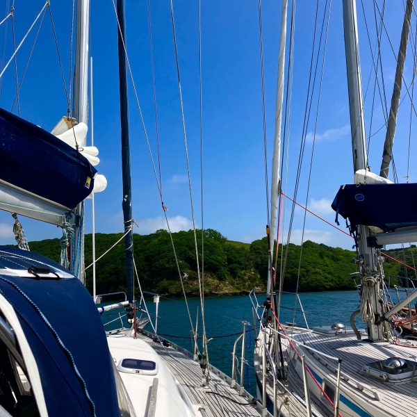 boats 600x600 - Sailing Boat