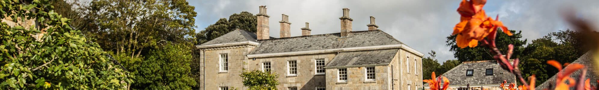 rural manor estate 2 e1707412316648 1993x300 - Parc An Praze