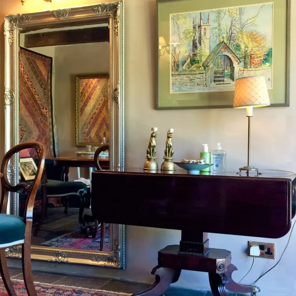 17th Centuary barn Sub tropical gardensauction finds scaled 1 600x600 - 17th Century Barn