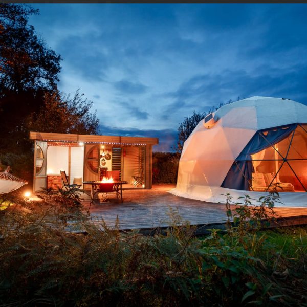 Eco Glamping50559DBE 38B1 4C0A 97FC 24003FBAA12D 1 201 a 600x600 - Eco Glamping Pods