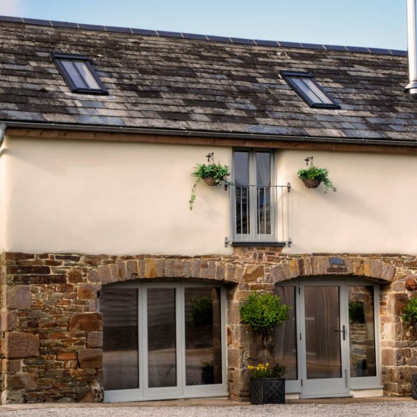 Luxury Homestead298DD842 585F 4AEC AB35 177F787E64BC 1 201 a 600x600 - Luxury Homestead