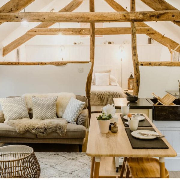 Luxury HomesteadDE69F783 40ED 4F6B B6DD C41ECDC4BE7B 1 105 c 600x600 - Luxury Homestead