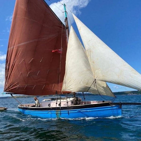 Tradional Wooden Boats608B8426 B216 4213 ABCB 9476FDC24237 600x600 - 4 Traditional Boats