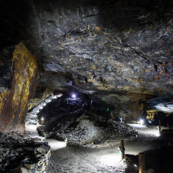 Underground Slate MineCEA55B22 5287 4C4C 936D 178423F58C48 1 201 a 600x600 - Cornish Caverns