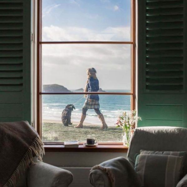 Iconic Hotel 1E415949 8E38 48A9 8735 CF4683CB83B7 1 201 a 600x600 - Iconic Clifftop Hotel