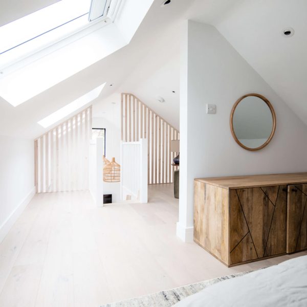 Tree HouseA88A567B FBF3 43A3 A185 22F7BED4600E 1 600x600 - Tree House
