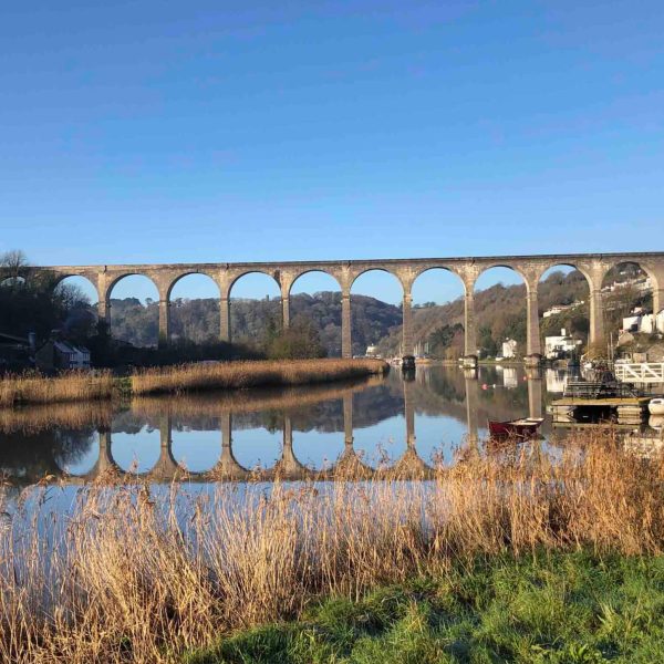 Boat House 2673B268 1794 42F6 8C8D 282B84F7F9DF 1 201 a 600x600 - Boat House