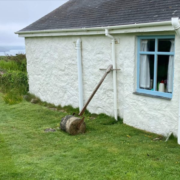 Count HouseA0E71195 8643 484A B9DD 8B05DA0E27A7 1 201 a 600x600 - The Count House