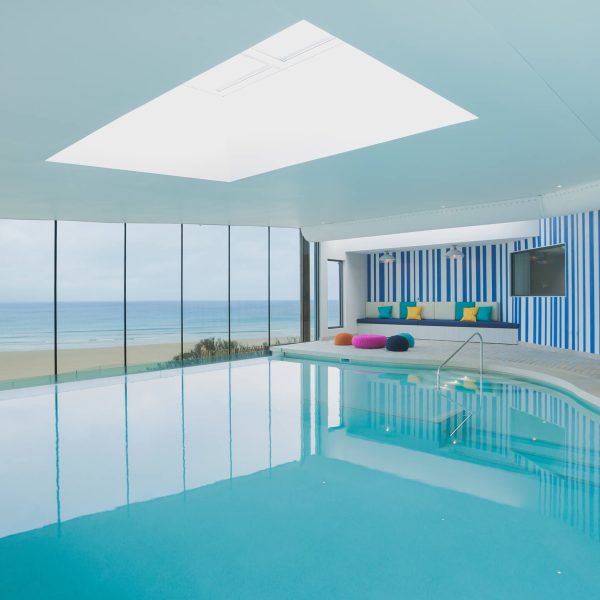 Hotel on the beachD067B429 E49C 4EF0 936C 5C25E0A7CC95 600x600 - Hotel On The Beach