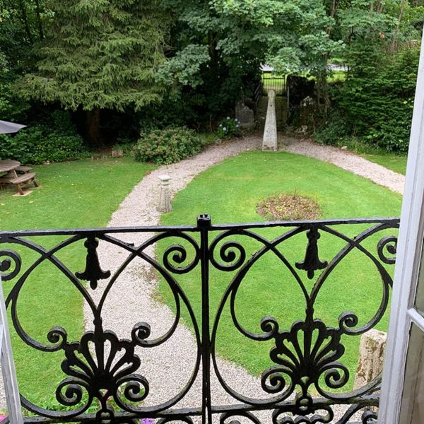 Historic Cornish Abbeybed and breakfast in cornwall room 1 08 600x600 - Historic Cornish Abbey