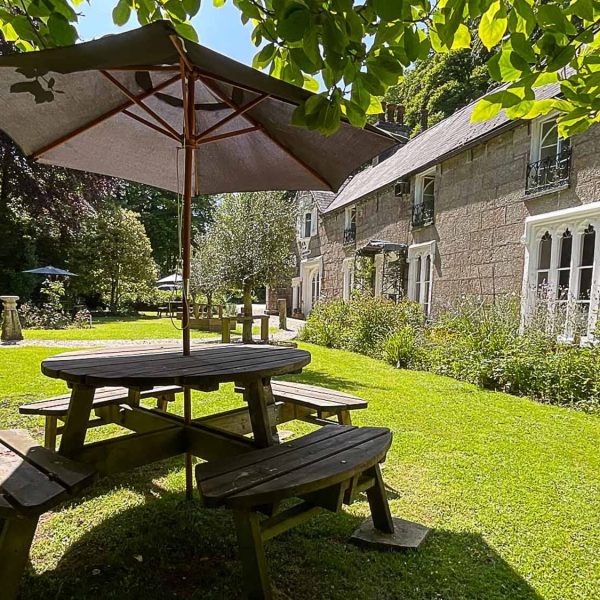 Historic Cornish Abbeybed breakfast cornwall st benets abbey 08 600x600 - Historic Cornish Abbey