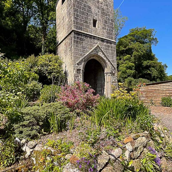 Historic Cornish Abbeybed breakfast cornwall st benets abbey 26 600x600 - Historic Cornish Abbey