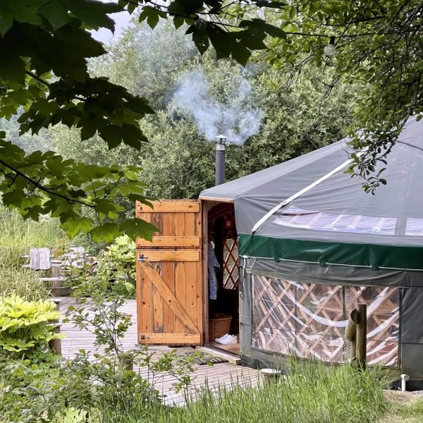 Lakeside RetreatIMG 5919 1536x2048 1 600x600 - Lakeside Retreat