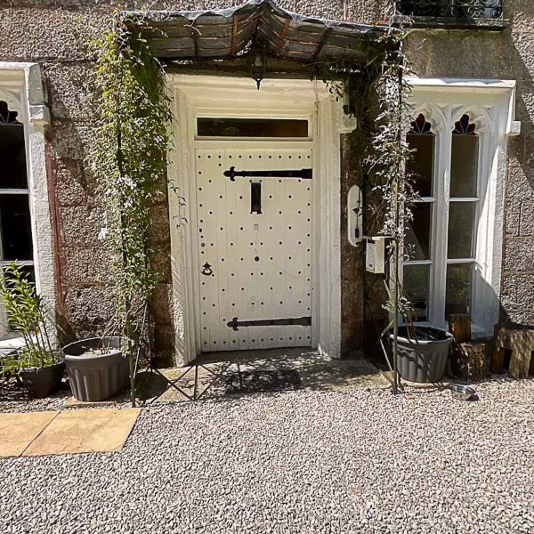 bed breakfast cornwall st benets abbey 25 600x600 - Historic Cornish Abbey