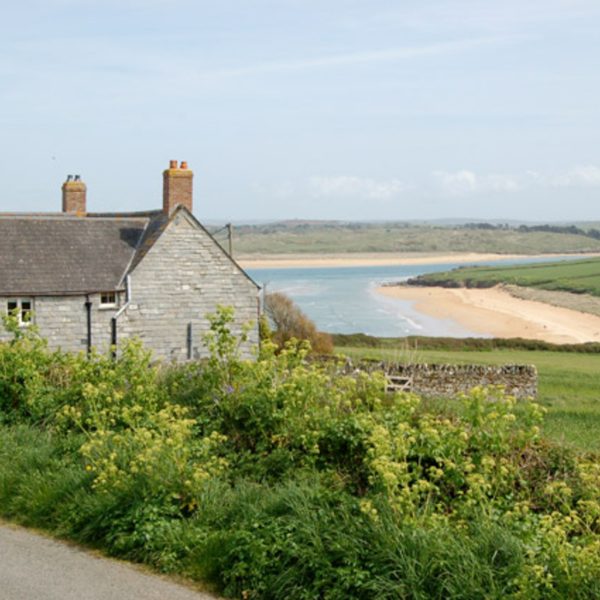 Elizabethan FarmhouseLellizzick view   geograph.org .uk   1300735 600x600 - Elizabethan Farmhouse