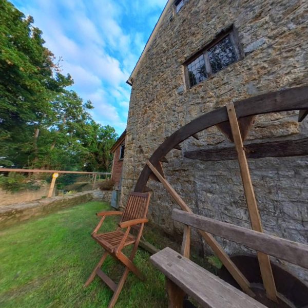 Mill HouseRenovated Mill60479D9B 7FED 4F55 80EE 567C0355E6DA 1 105 c 600x600 - Mill House