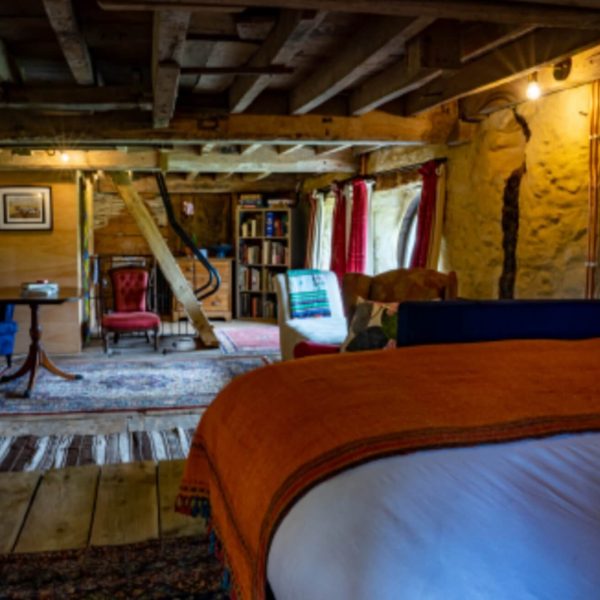 Mill HouseRenovated Mill764FB14B 6B9E 4392 9620 B5B877483FF3 1 105 c 600x600 - Mill House
