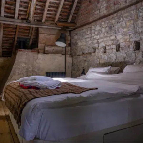 Mill HouseRenovated MillBF9EAFB0 27C5 42D0 B633 310802FC0A24 1 105 c 600x600 - Mill House