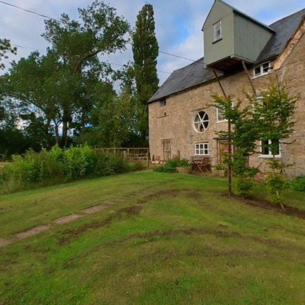 Mill HouseRenovated MillDE654FB7 8DDF 47F8 9863 73CE7B74BFFC 1 201 a 600x600 - Mill House