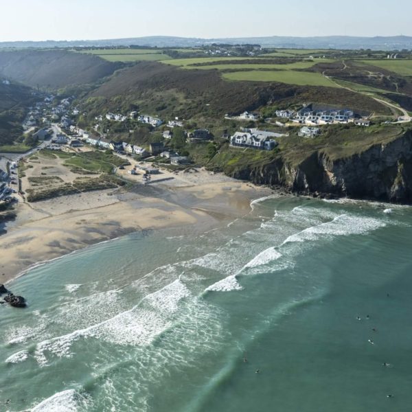 Ocean Skiescornish stays towan22 1 600x600 - Ocean Skies